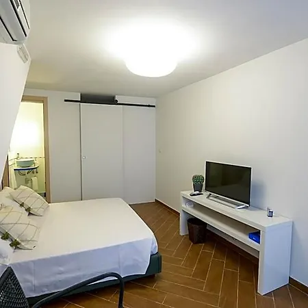 Oda ve Kahvaltı San Domenico 3*